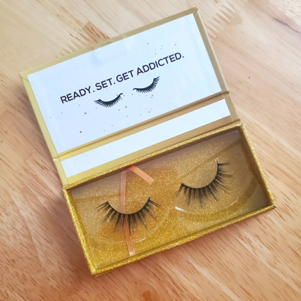 BNIB Lashaholic Instaglam Lashes